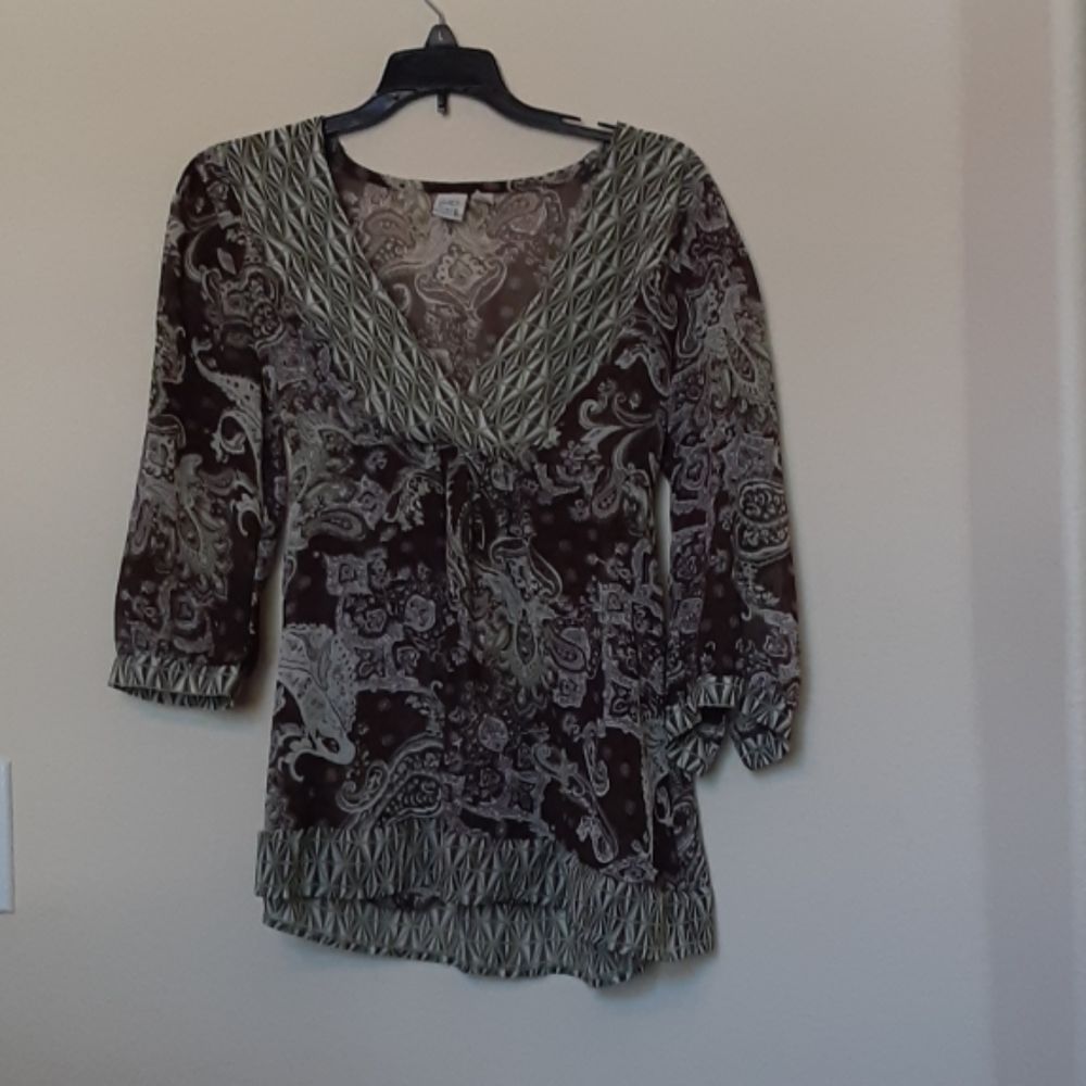 Sheer top with 3/4 length sleeves